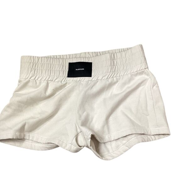 New. Monrow sweat shorts. Small. Retails $69 - Picture 2 of 9